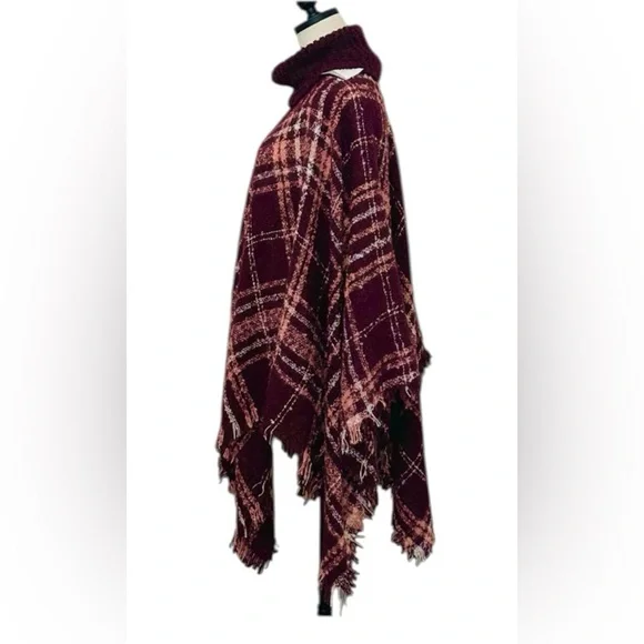 NWT BURGUNDY PINK & WHITE PULL OVER COWL NECK PONCHO SHAWL CAPE COVER UP - Picture 5 of 7